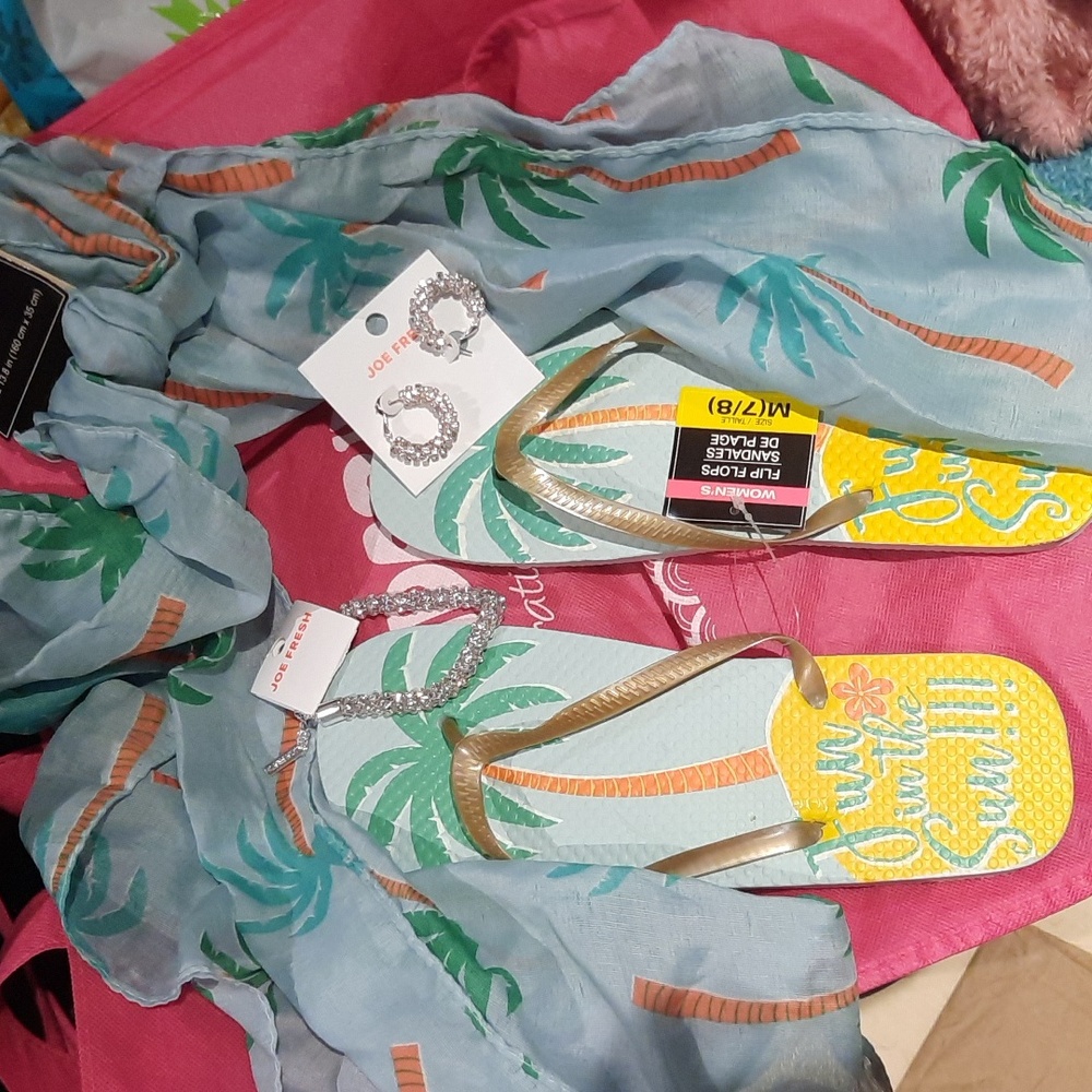 NWT Bundle JOE FRESH BLING Bracelet Earrings Palm Tree Flip Flops Long Scarf LOT